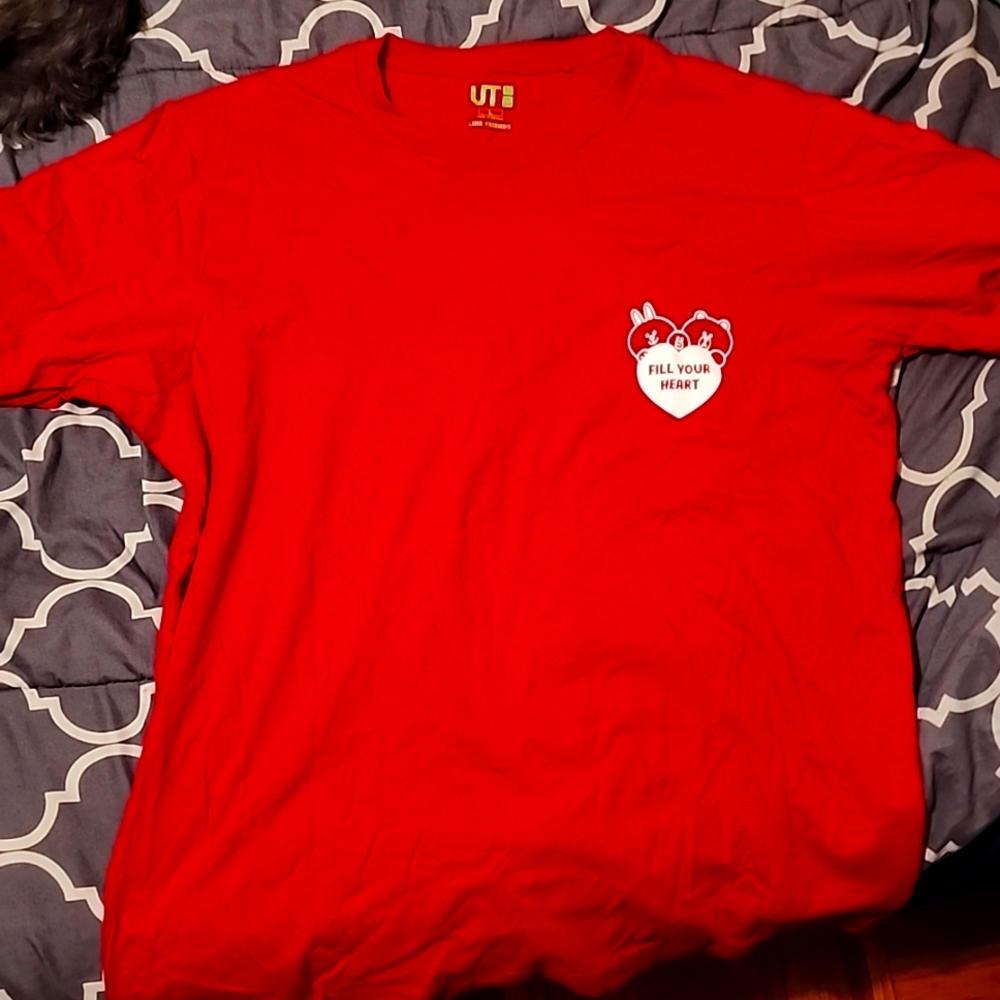 Uniqlo line friends fill your heart size L